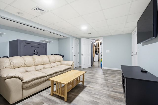 173 Jenkins Farm Road, Chester, NH 03036