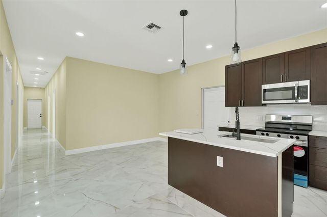 4248 26TH AVENUE, Vero Beach, FL 32967