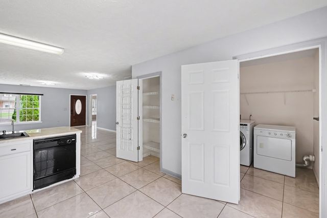 810 Keith Dr, La Vergne, TN 37086