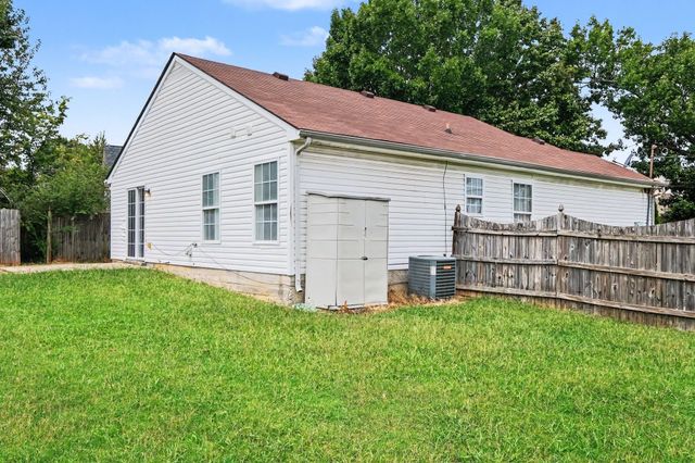 810 Keith Dr, La Vergne, TN 37086