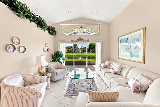 7221 Treviso Lane, Boynton Beach, FL 33472