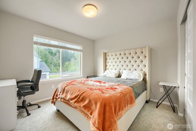 17326 129th Avenue E, Puyallup, WA 98374