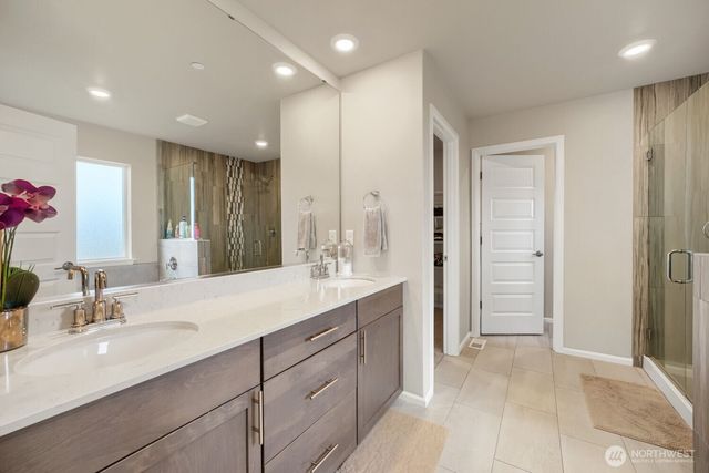 17326 129th Avenue E, Puyallup, WA 98374