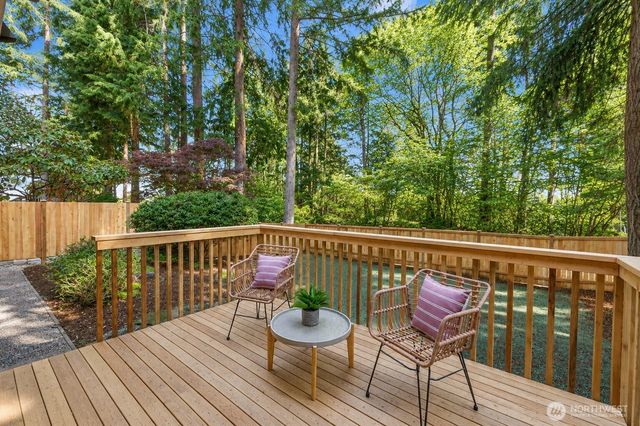 10406 115th Place NE, Kirkland, WA 98033