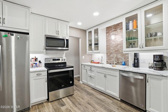 613 Meadowbrook Drive, Lima, OH 45801