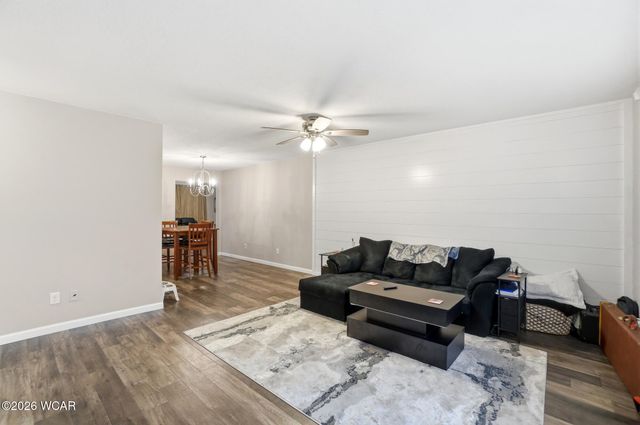 613 Meadowbrook Drive, Lima, OH 45801