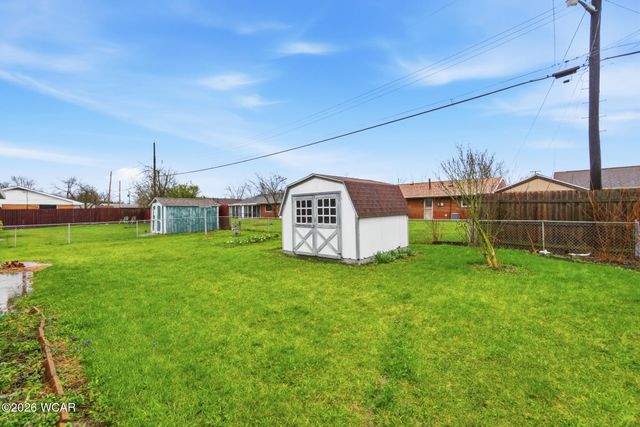 613 Meadowbrook Drive, Lima, OH 45801