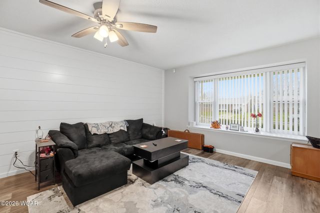 613 Meadowbrook Drive, Lima, OH 45801