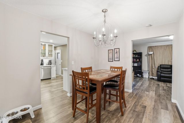 613 Meadowbrook Drive, Lima, OH 45801