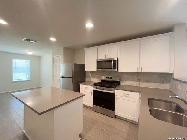 11811 BURNETT RNCH, San Antonio, TX 78254