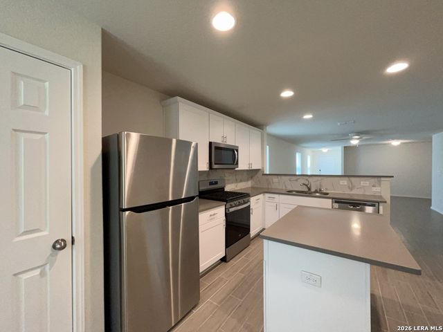 11811 BURNETT RNCH, San Antonio, TX 78254