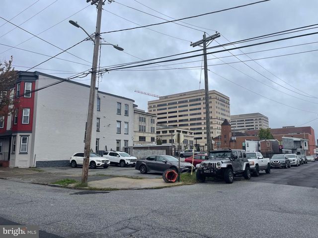 321 E 9TH ST, Wilmington, DE 19801