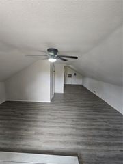 1410 1/2 Lake Road, La Marque, TX 77568