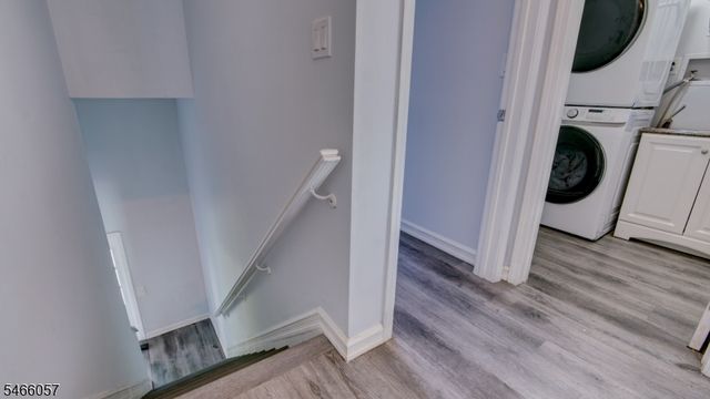 10 Starlight Ct, New Brunswick City, NJ 08901