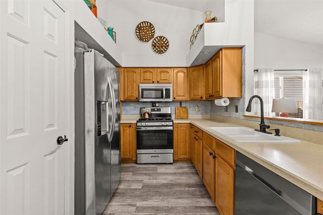 1090 ROLLING OAKS AVENUE, Tarpon Springs, FL 34689
