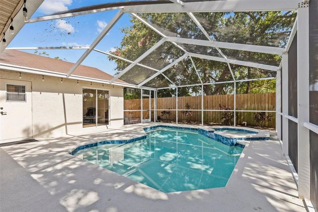 1090 ROLLING OAKS AVENUE, Tarpon Springs, FL 34689