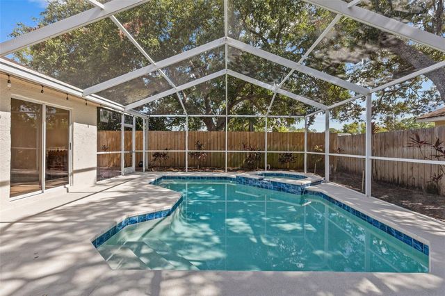 1090 ROLLING OAKS AVENUE, Tarpon Springs, FL 34689