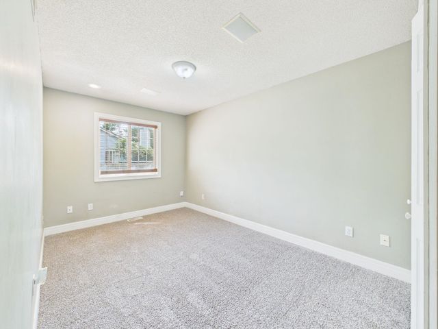 6560 N Tarrytown St, Park City, KS 67219