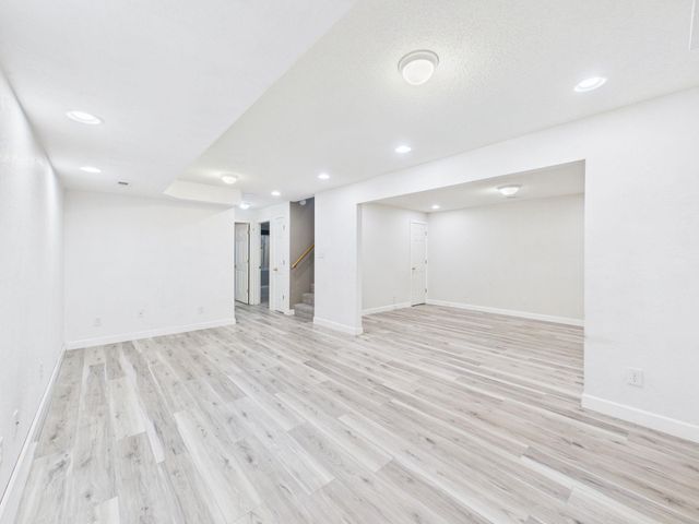 6560 N Tarrytown St, Park City, KS 67219