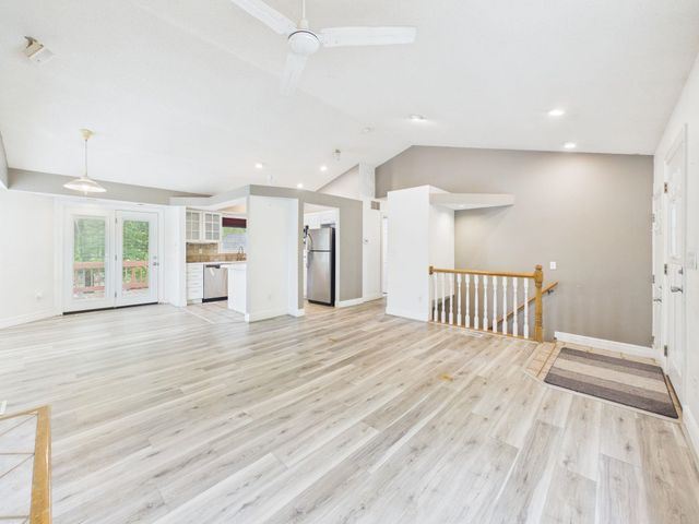 6560 N Tarrytown St, Park City, KS 67219