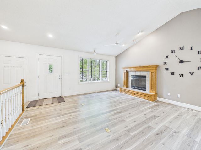 6560 N Tarrytown St, Park City, KS 67219