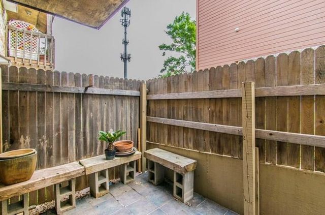 6903 Deatonhill DR 22, Austin, TX 78745