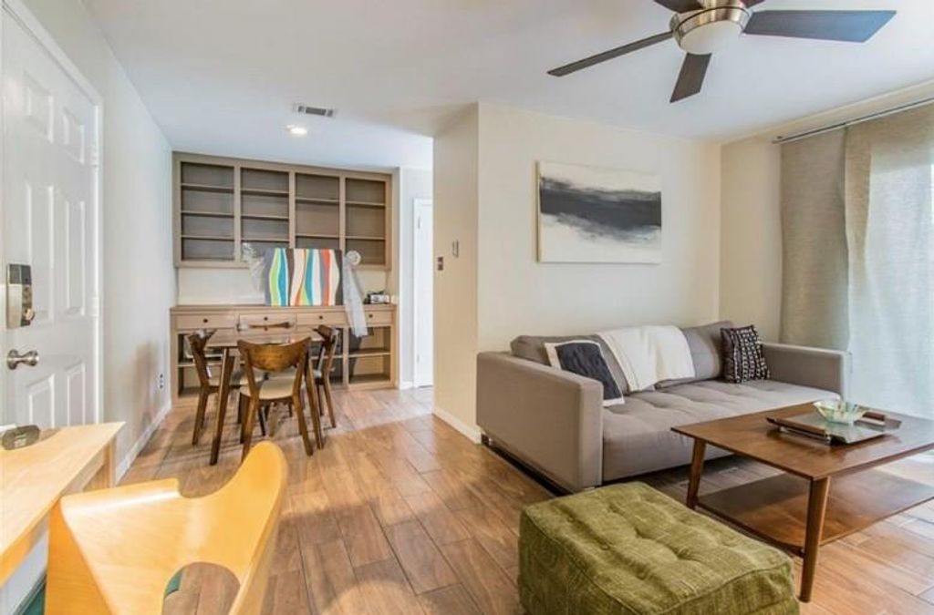 6903 Deatonhill DR 22, Austin, TX 78745