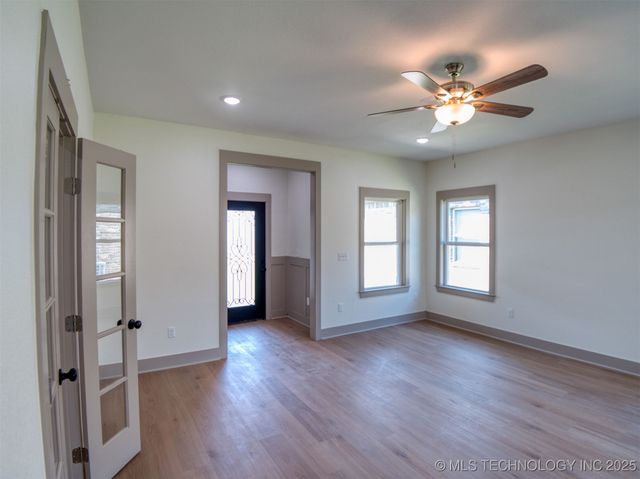 212 Cottonwood Street, Calera, OK 74730