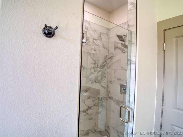 212 Cottonwood Street, Calera, OK 74730