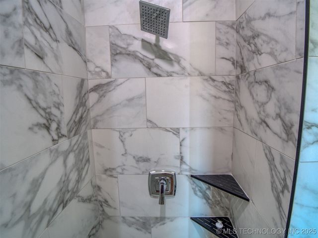 212 Cottonwood Street, Calera, OK 74730