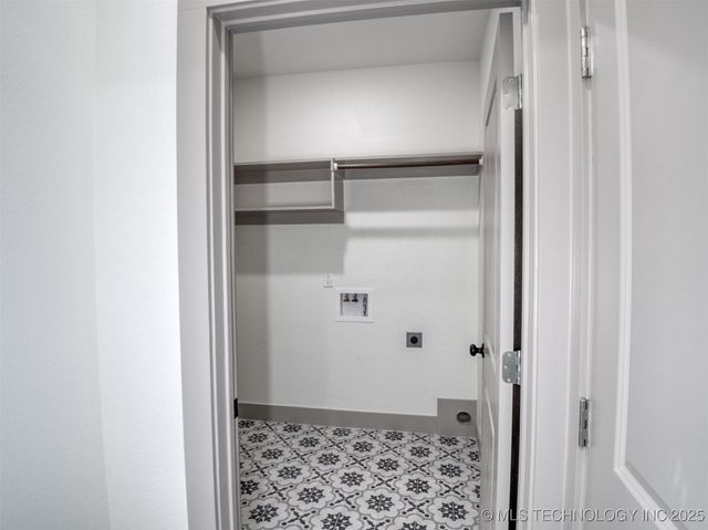 212 Cottonwood Street, Calera, OK 74730