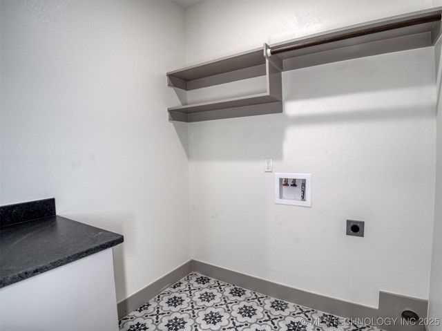 212 Cottonwood Street, Calera, OK 74730