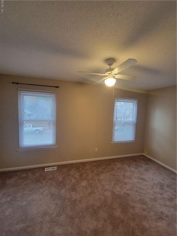 1125 Snowbird LN, Virginia Beach, VA 23454