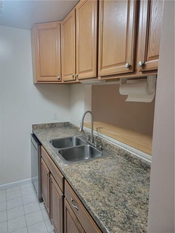 1125 Snowbird LN, Virginia Beach, VA 23454