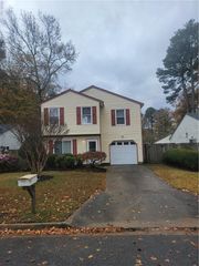 1125 Snowbird LN, Virginia Beach, VA 23454