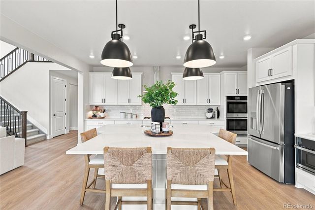 16675 W 93rd Place, Arvada, CO 80007