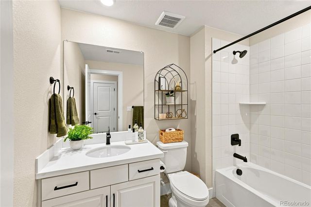 16675 W 93rd Place, Arvada, CO 80007
