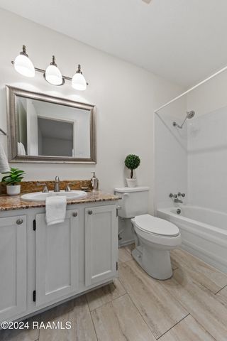 1316 Dulles Drive Apt H, Lafayette, LA 70506