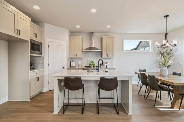 21408 SE Krakatoa Court, Bend, OR 97702