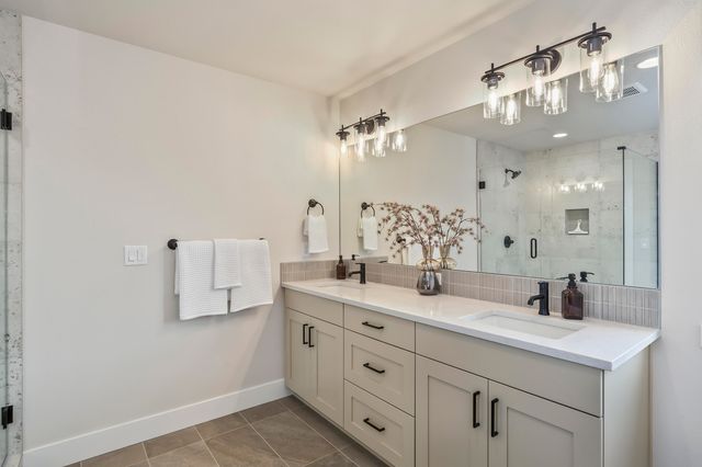 21408 SE Krakatoa Court, Bend, OR 97702