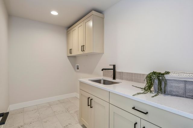 21408 SE Krakatoa Court, Bend, OR 97702