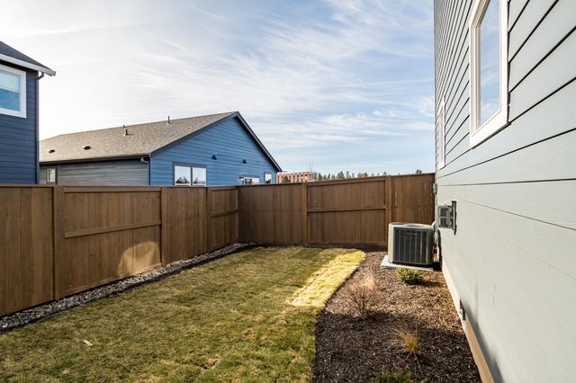 21408 SE Krakatoa Court, Bend, OR 97702