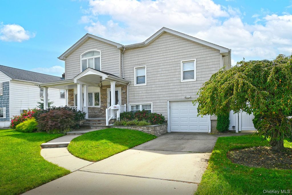 3730 Bernard Drive, Wantagh, NY 11793 — photo 3