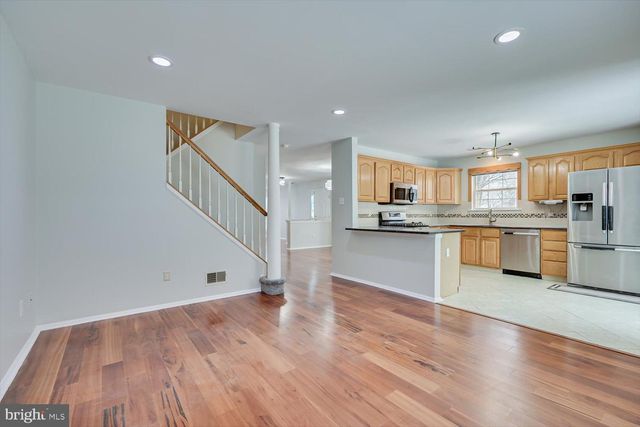 401 PHEASANT RUN, Monmouth Junction, NJ 08852