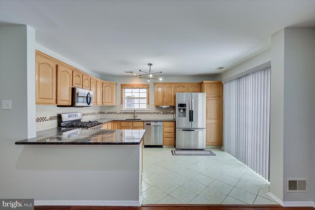 401 PHEASANT RUN, Monmouth Junction, NJ 08852