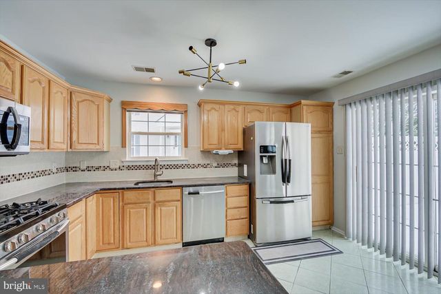 401 PHEASANT RUN, Monmouth Junction, NJ 08852