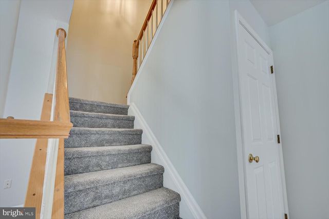 401 PHEASANT RUN, Monmouth Junction, NJ 08852