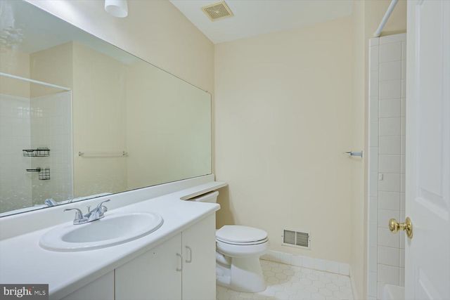 401 PHEASANT RUN, Monmouth Junction, NJ 08852