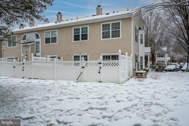 401 PHEASANT RUN, Monmouth Junction, NJ 08852