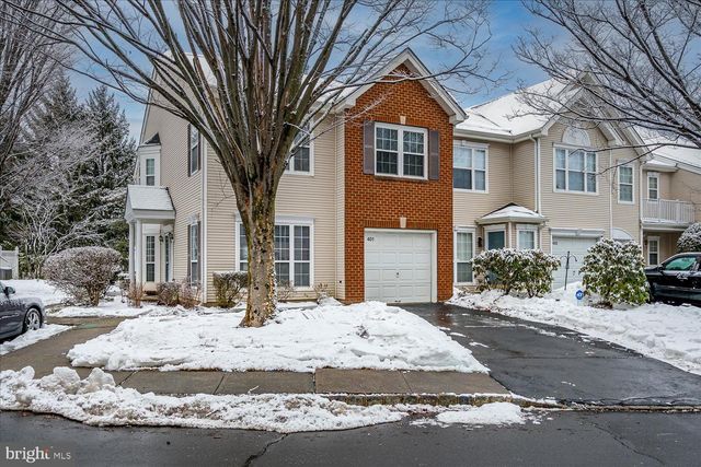 401 PHEASANT RUN, Monmouth Junction, NJ 08852